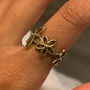 Cute Flower Ring